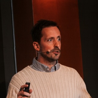 Ángel Hita Albarracín — Product Builder & Advisor
